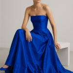 Azur Impérial Strapless Silk Gown view 7